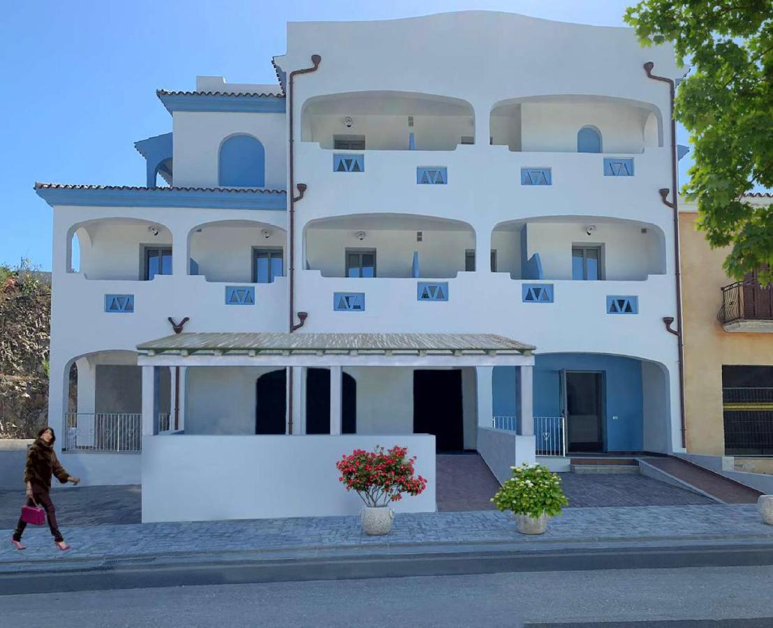 Hotel Made Posada  Buitenkant foto