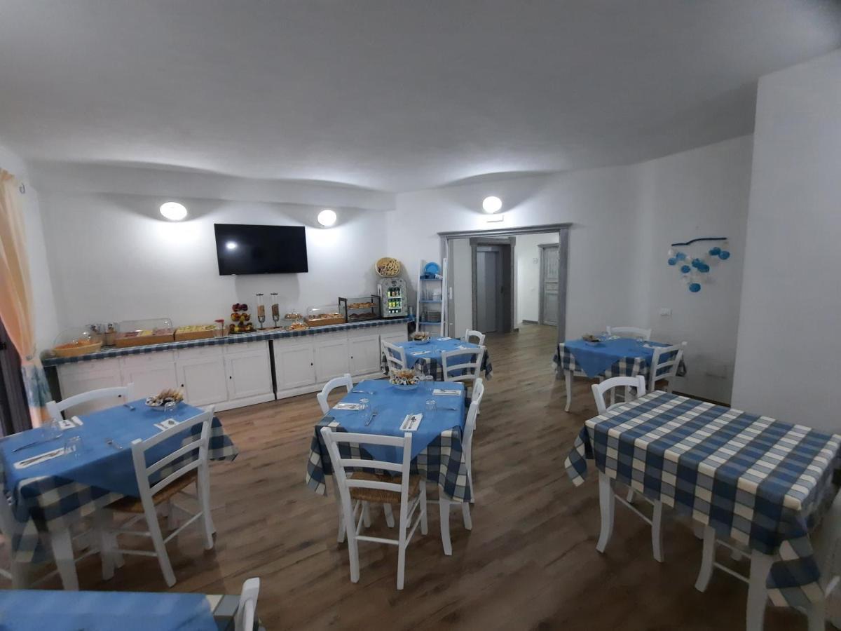 Hotel Made Posada  Buitenkant foto